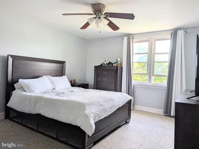 $2,100 | 320 Spruce Street, Glenolden, PA 19036