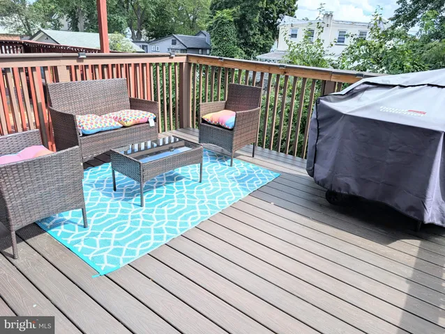 $2,100 | 320 Spruce Street, Glenolden, PA 19036