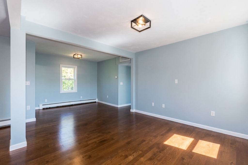 54 Aldrich Road Bridgewater, MA 02324 - Photo 6 of 30 Gallery Image 6