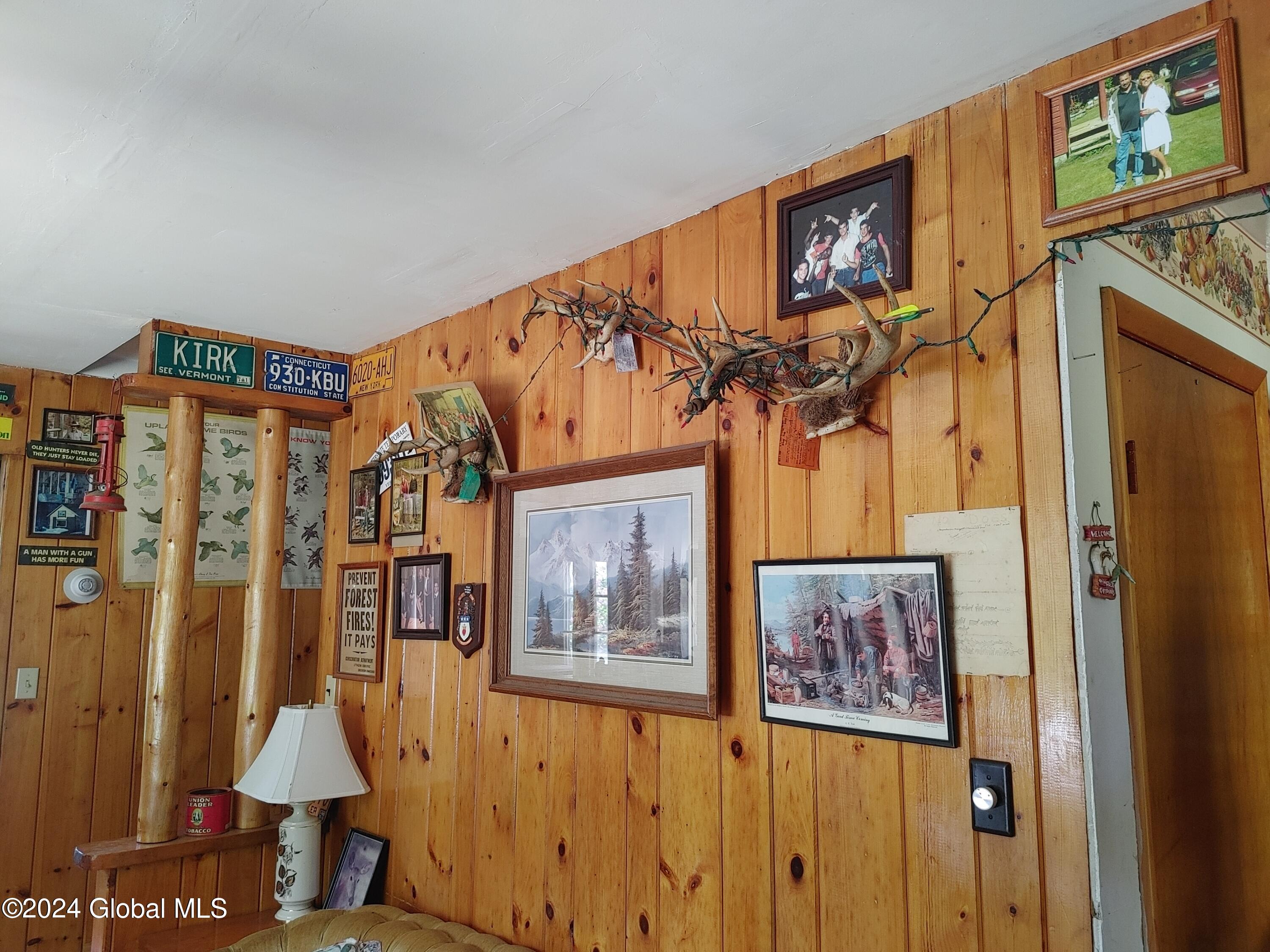 123 Hogback Road Crown Point, NY 12928 - Photo 12 of 22 0530241327