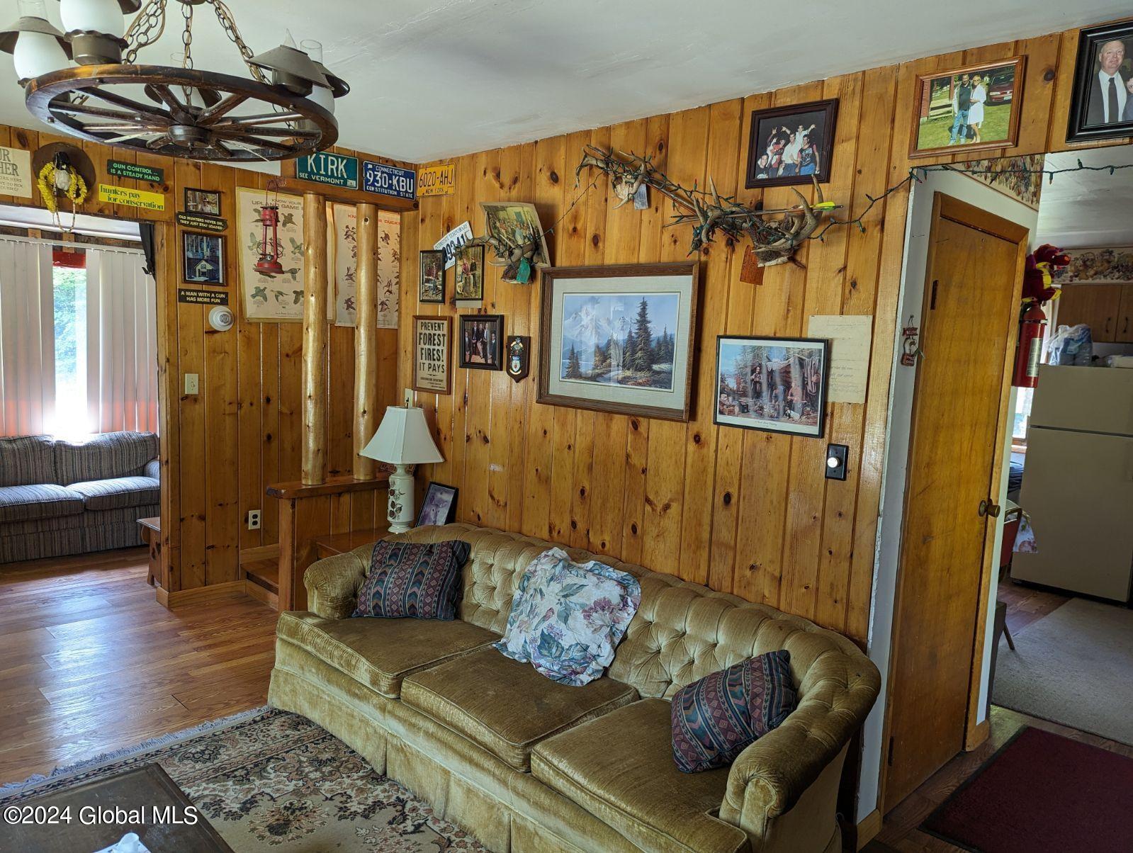 123 Hogback Road Crown Point, NY 12928 - Photo 5 of 22 -8535991680061216454