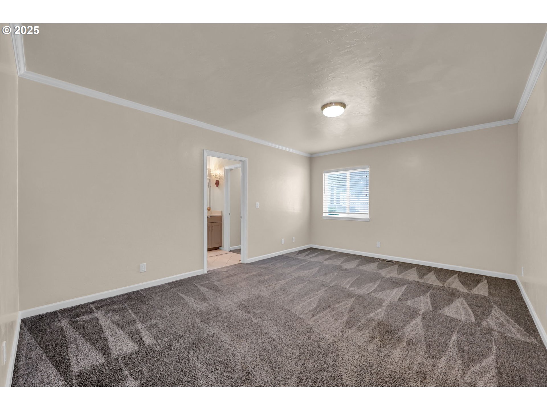 1364 Goodpasture Island Road Eugene, OR 97401 - Photo 11 of 47 Gallery Image 11
