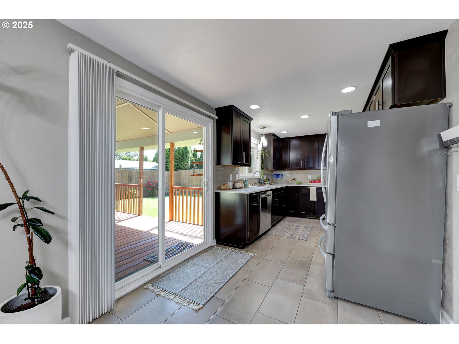 1364 Goodpasture Island Road Eugene, OR 97401 - Photo 17 of 47 Gallery Image 17