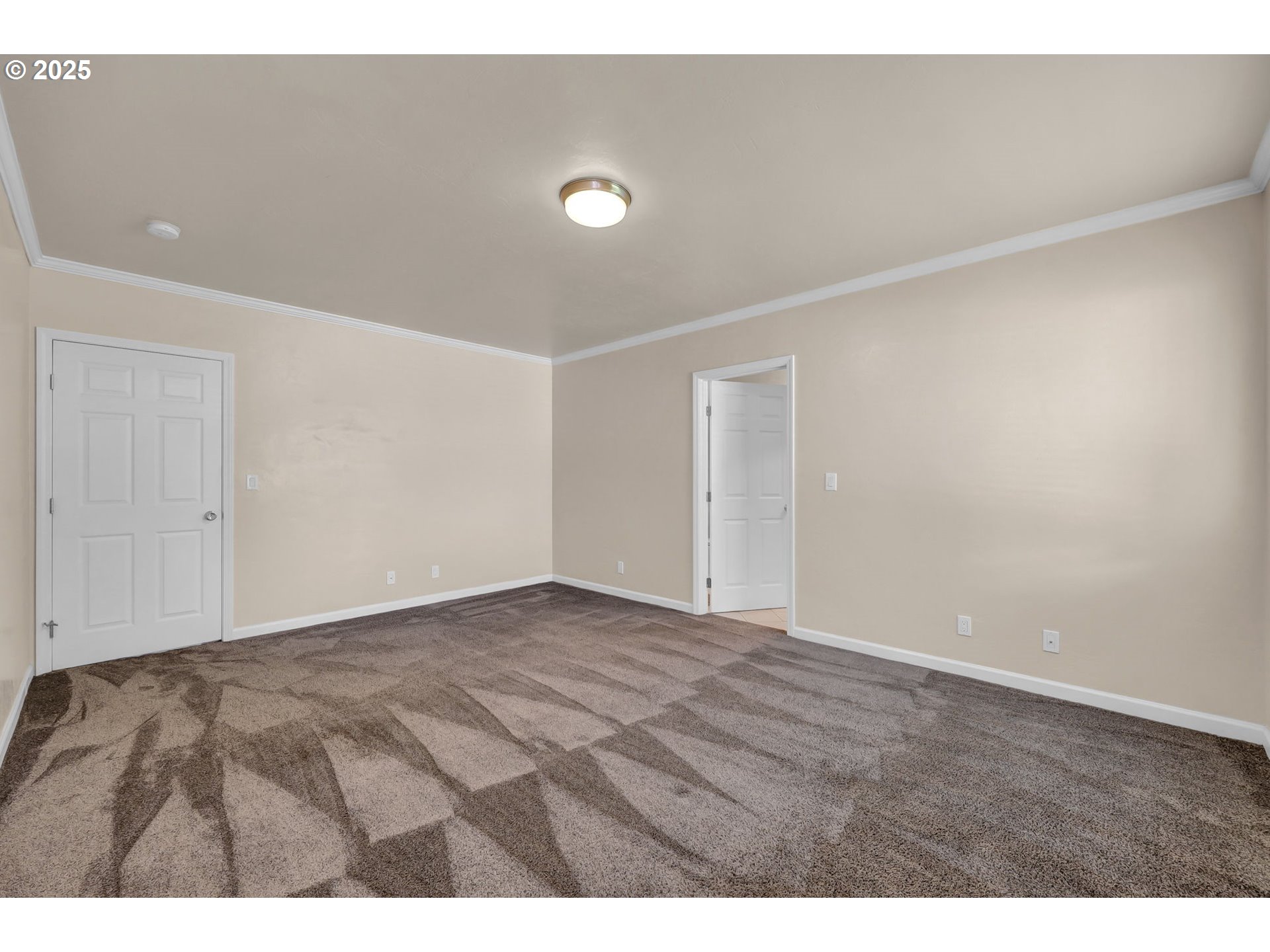 1364 Goodpasture Island Road Eugene, OR 97401 - Photo 26 of 47 Gallery Image 26