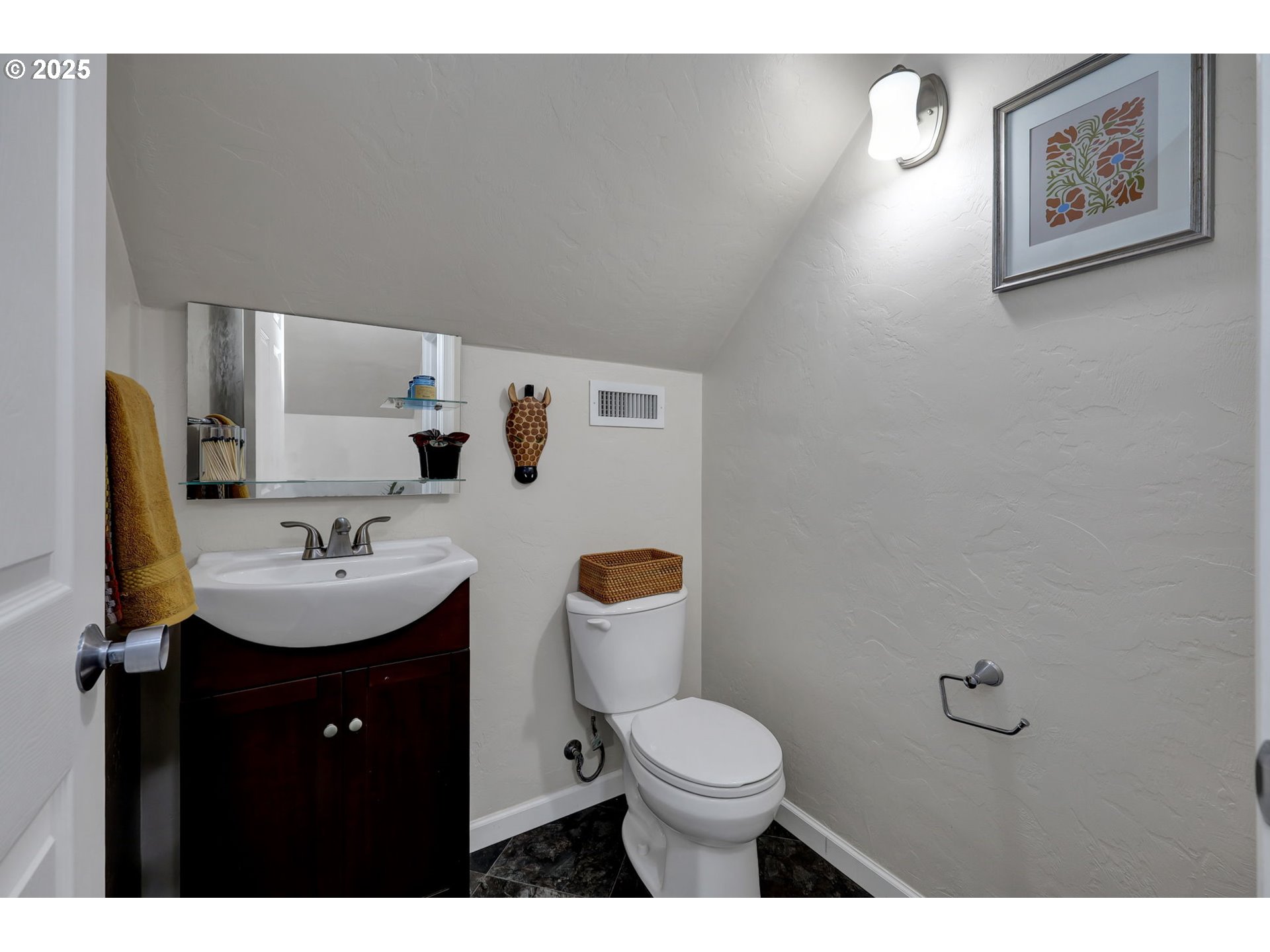 1364 Goodpasture Island Road Eugene, OR 97401 - Photo 32 of 47 Gallery Image 32