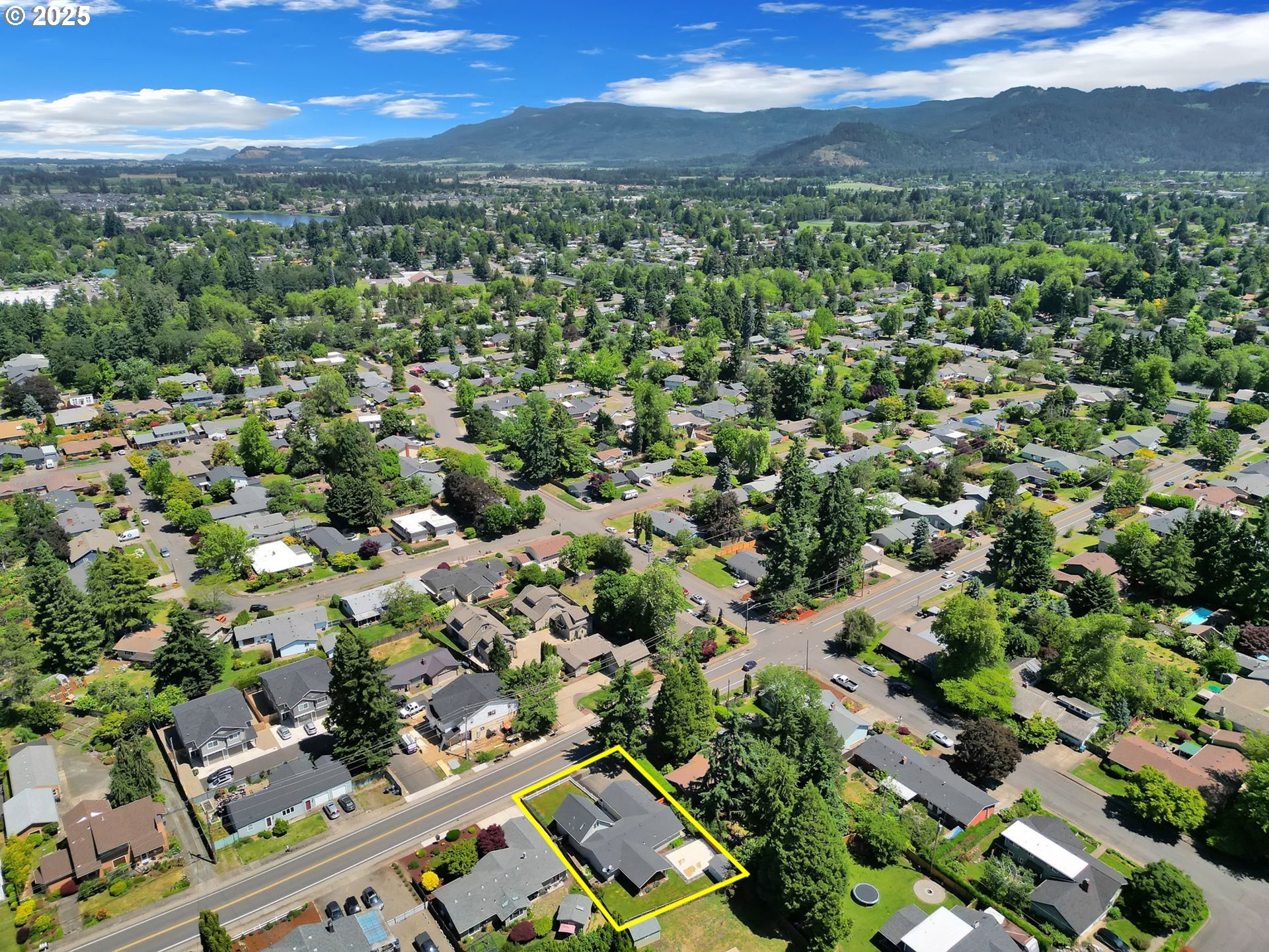 1364 Goodpasture Island Road Eugene, OR 97401 - Photo 45 of 47 Gallery Image 45