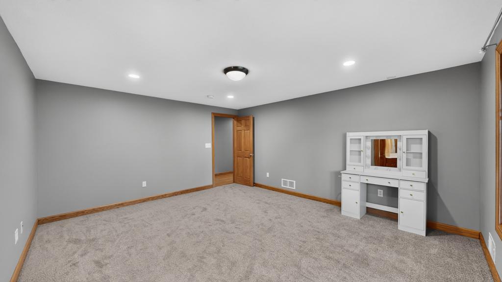 2967 Darcy Drive Northeast Rochester, MN 55906 - Photo 42 of 53