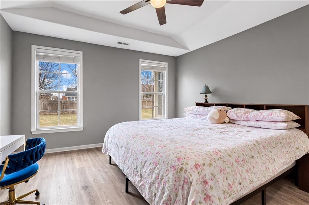 5237 Carson Drive Lawrence, KS 66049 - Photo 12 of 20