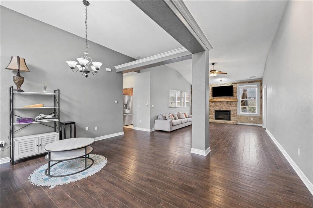 5237 Carson Drive Lawrence, KS 66049 - Photo 3 of 20