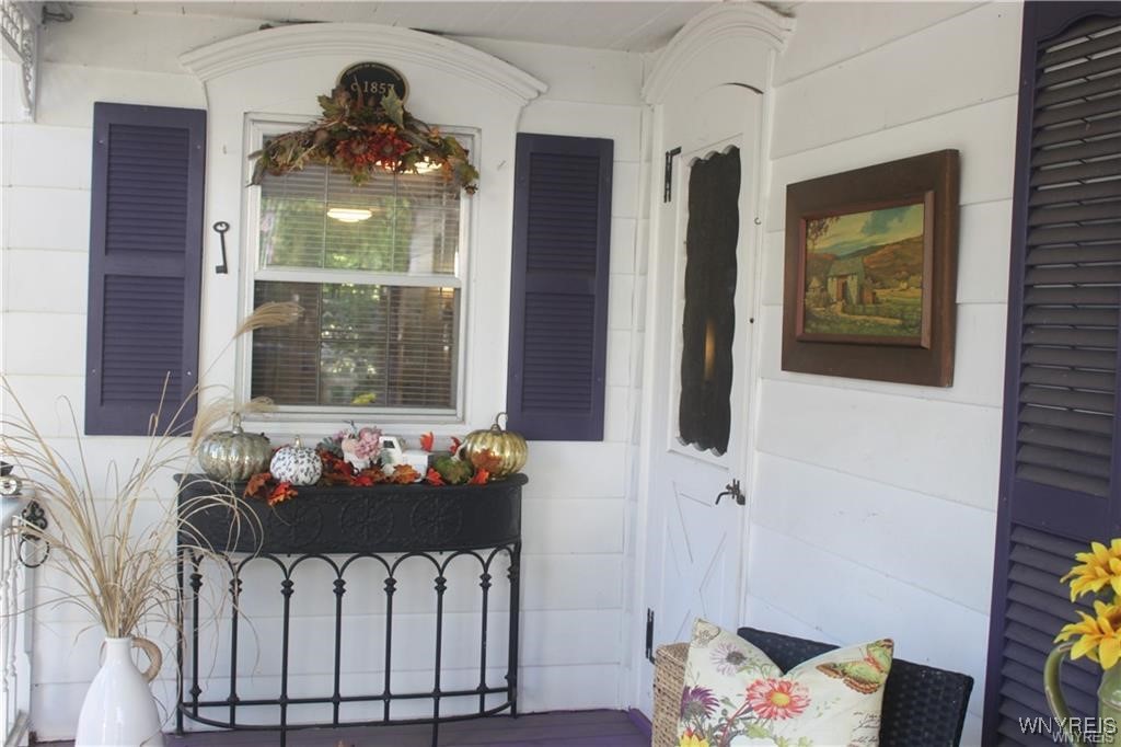 78 Evans Street Amherst, NY 14221 - Photo 5 of 50