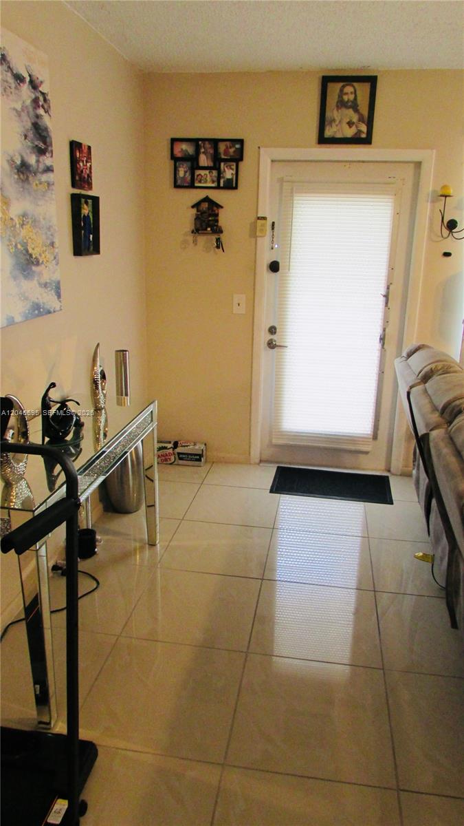 389 Tilford R, Unit 389 Deerfield Beach, FL 33442 - Photo 3 of 25