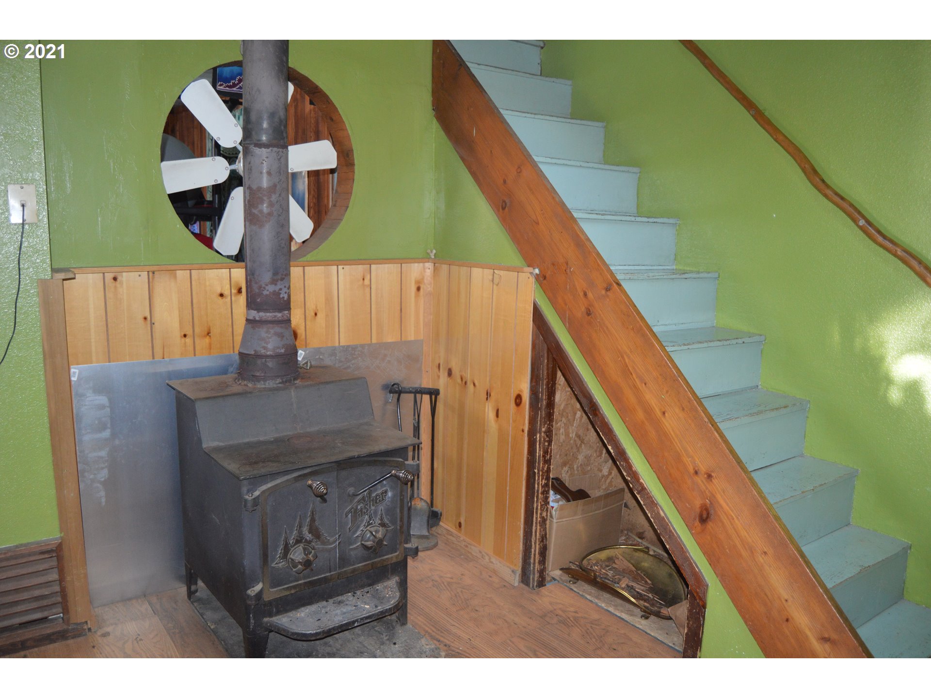 93574 Horton Road Blachly, OR 97412 - Photo 18 of 32 Gallery Image 18