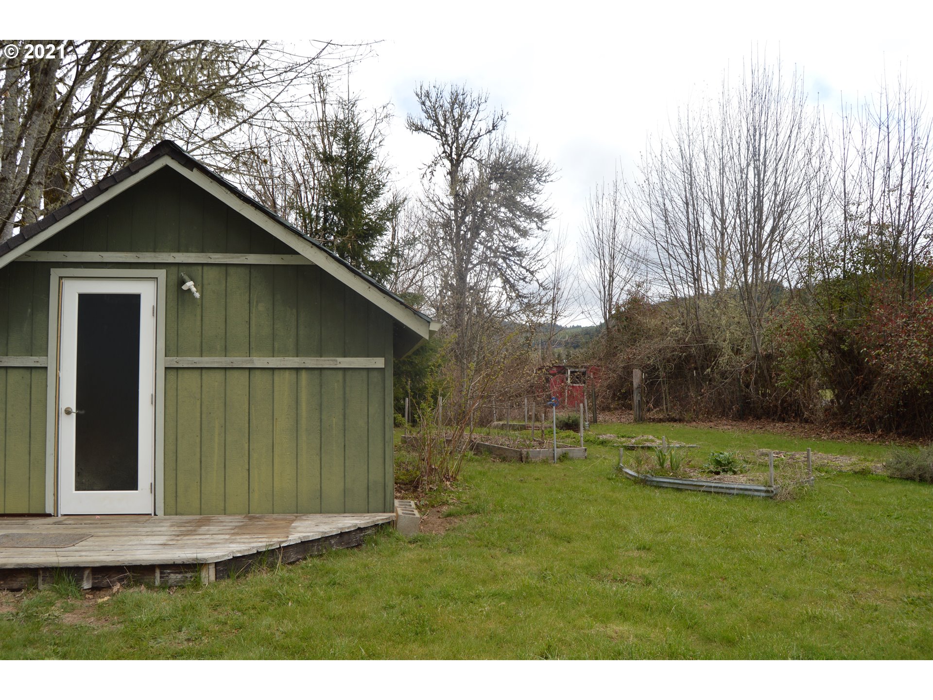 93574 Horton Road Blachly, OR 97412 - Photo 5 of 32 Gallery Image 5
