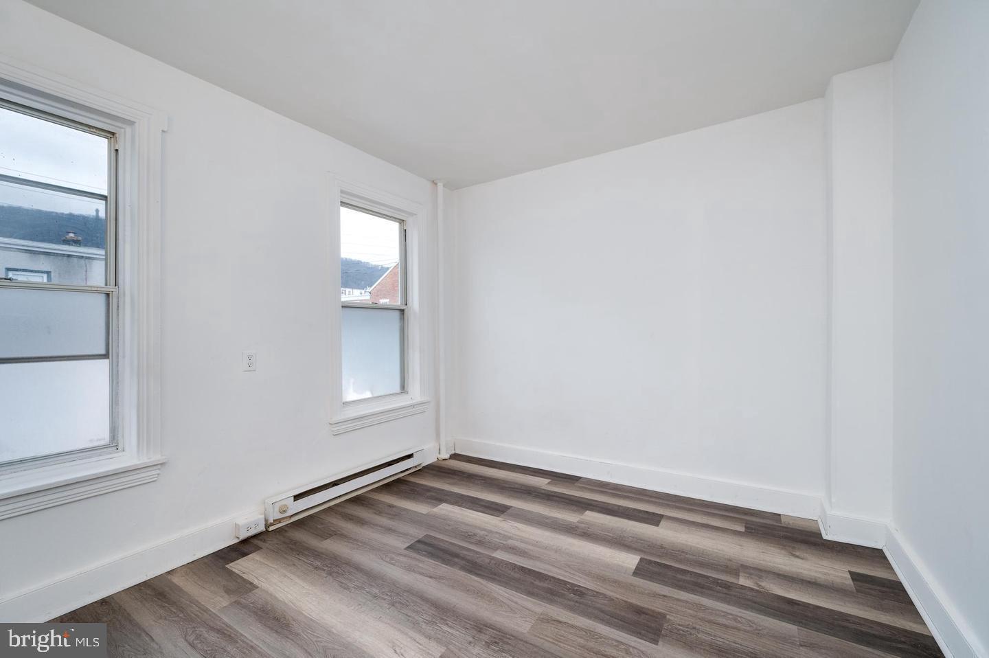 1026 Spring Street Reading, PA 19604 - Photo 15 of 18 Gallery Image 15