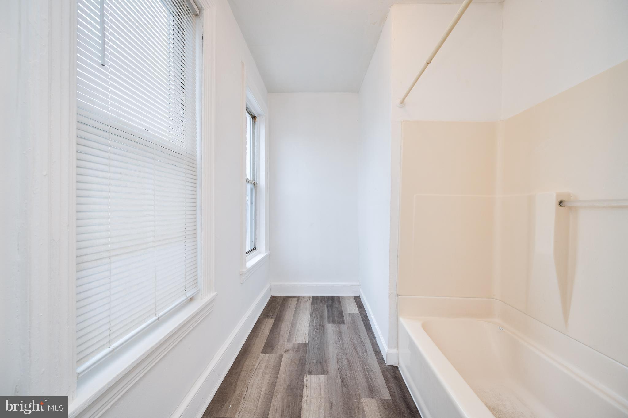 1026 Spring Street Reading, PA 19604 - Photo 10 of 18 Gallery Image 10