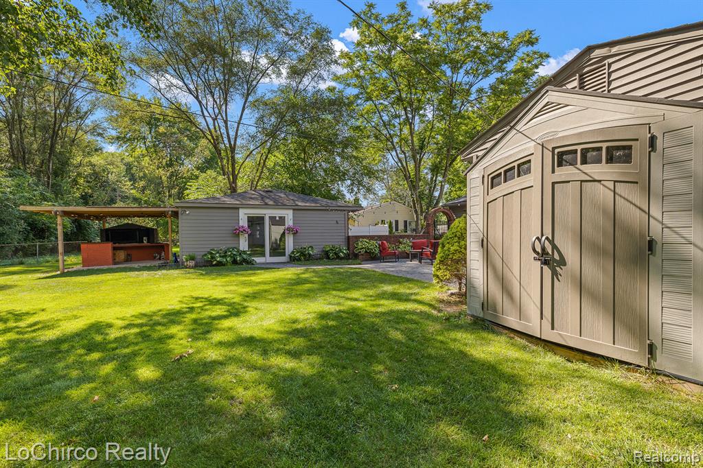 1232 Avon Manor Road Rochester Hills, MI 48307 - Photo 40 of 45