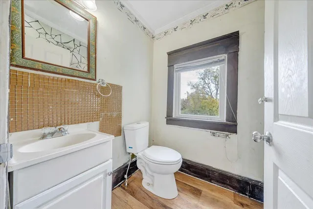 $270,000 | 604 Elm Avenue Southeast, Roanoke, VA 24013