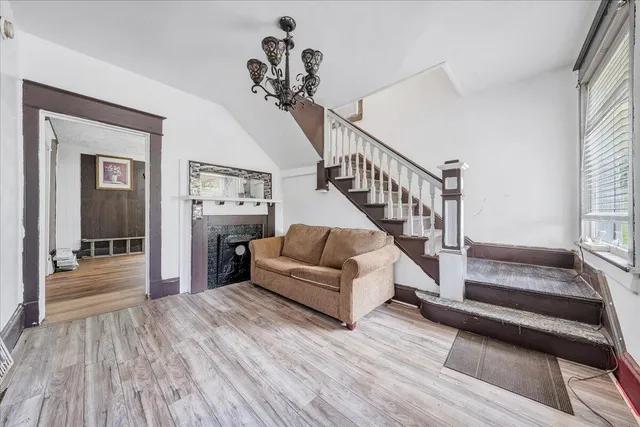 $270,000 | 604 Elm Avenue Southeast, Roanoke, VA 24013