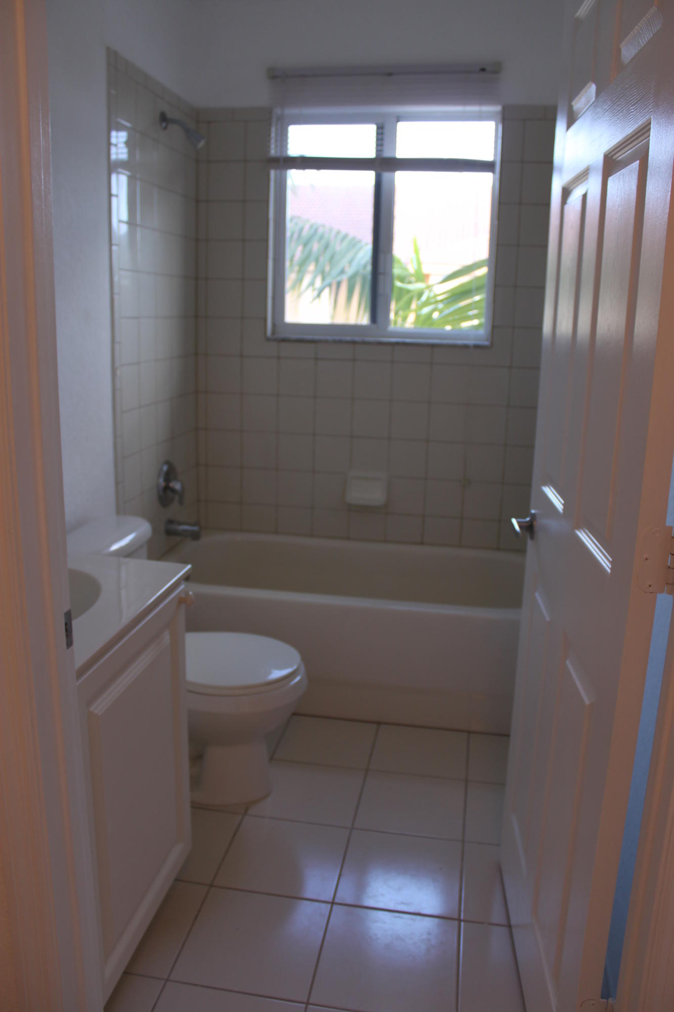 1910 Hibiscus Lane Riviera Beach, FL 33404 - Photo 5 of 9 UPSTAIRS BATH