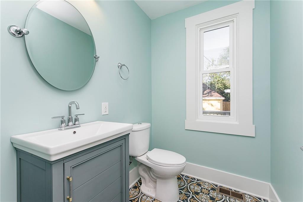 622 North Hamilton Avenue Indianapolis, IN 46201 - Photo 16 of 39