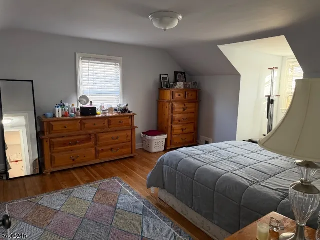 $1,800 | 8 Rowe Place, Bloomfield, NJ 07003