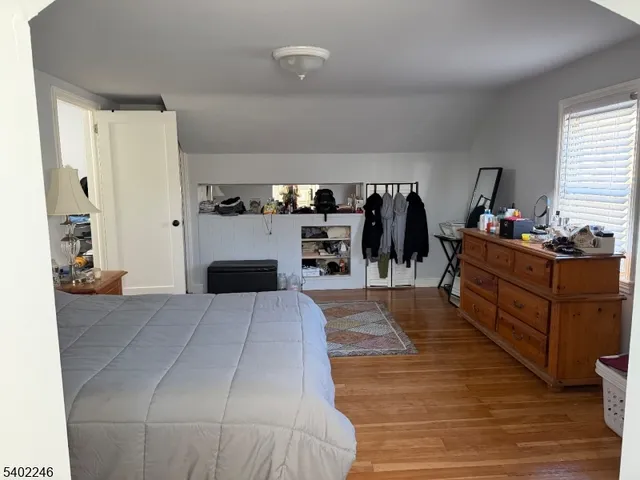 $1,800 | 8 Rowe Place, Bloomfield, NJ 07003