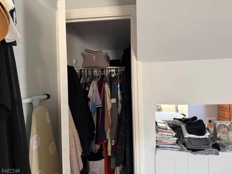 8 Rowe Place Bloomfield, NJ 07003 - Photo 16 of 17