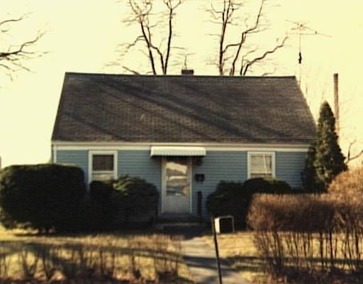 1 Redfield Road Fairfield, CT 06824 - Photo 1 of 1 a front view of a house