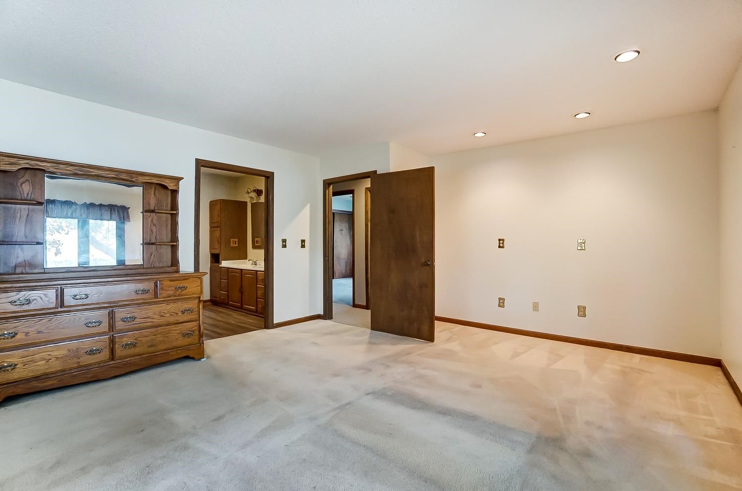 260 Spring Beach Road Rome City, IN 46784 - Photo 14 of 34