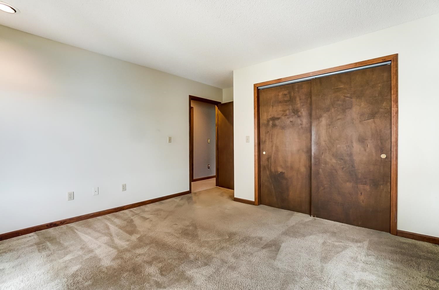 260 Spring Beach Road Rome City, IN 46784 - Photo 19 of 34