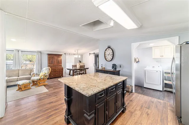 $349,900 | 1551 Southeast 160th Street, Summerfield, FL 34491