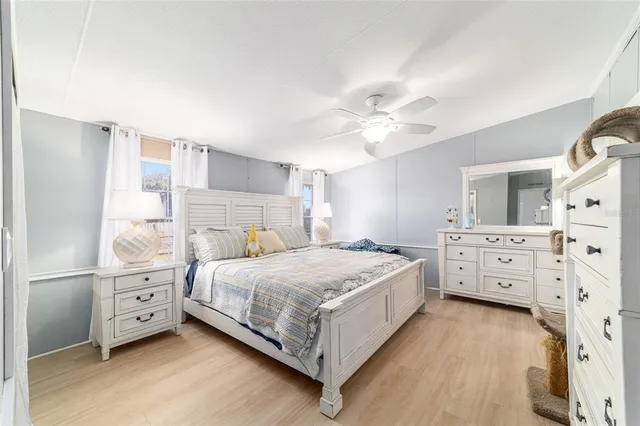 $349,900 | 1551 Southeast 160th Street, Summerfield, FL 34491