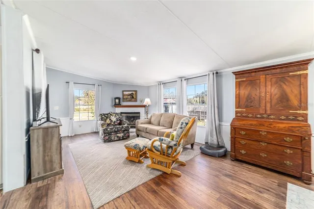 $349,900 | 1551 Southeast 160th Street, Summerfield, FL 34491