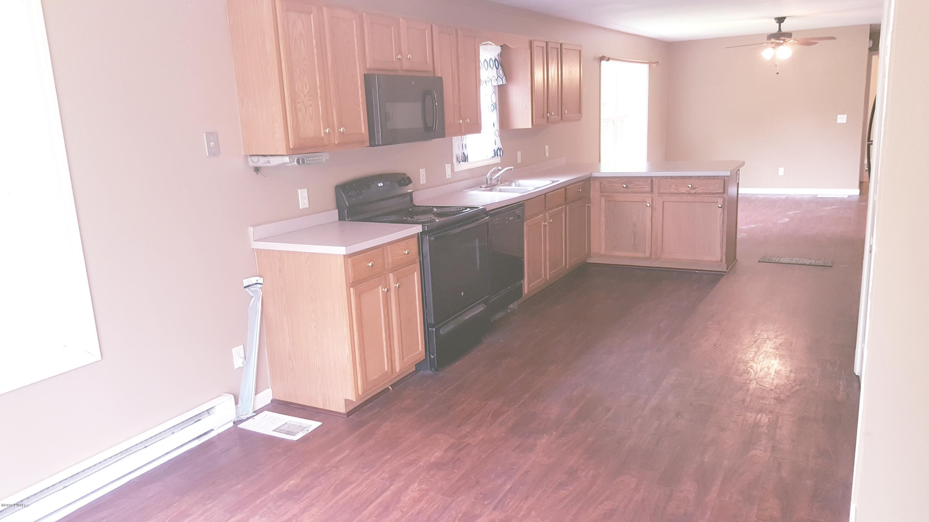 219 Hathaway Road Equinunk, PA 18417 - Photo 18 of 65