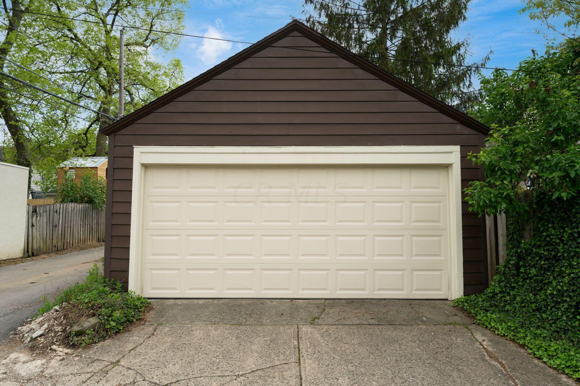 126 South Stanwood Road Bexley, OH 43209 - Photo 45 of 52