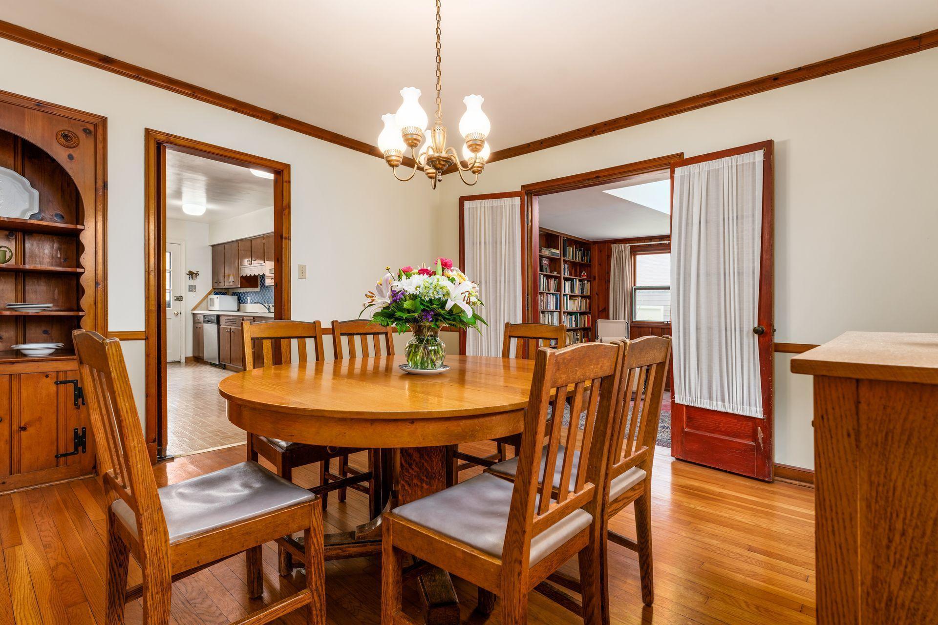 126 South Stanwood Road Bexley, OH 43209 - Photo 10 of 52
