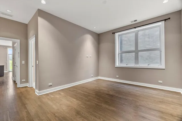 $530,000 | 6 North May Street, Unit 403, Chicago, IL 60607