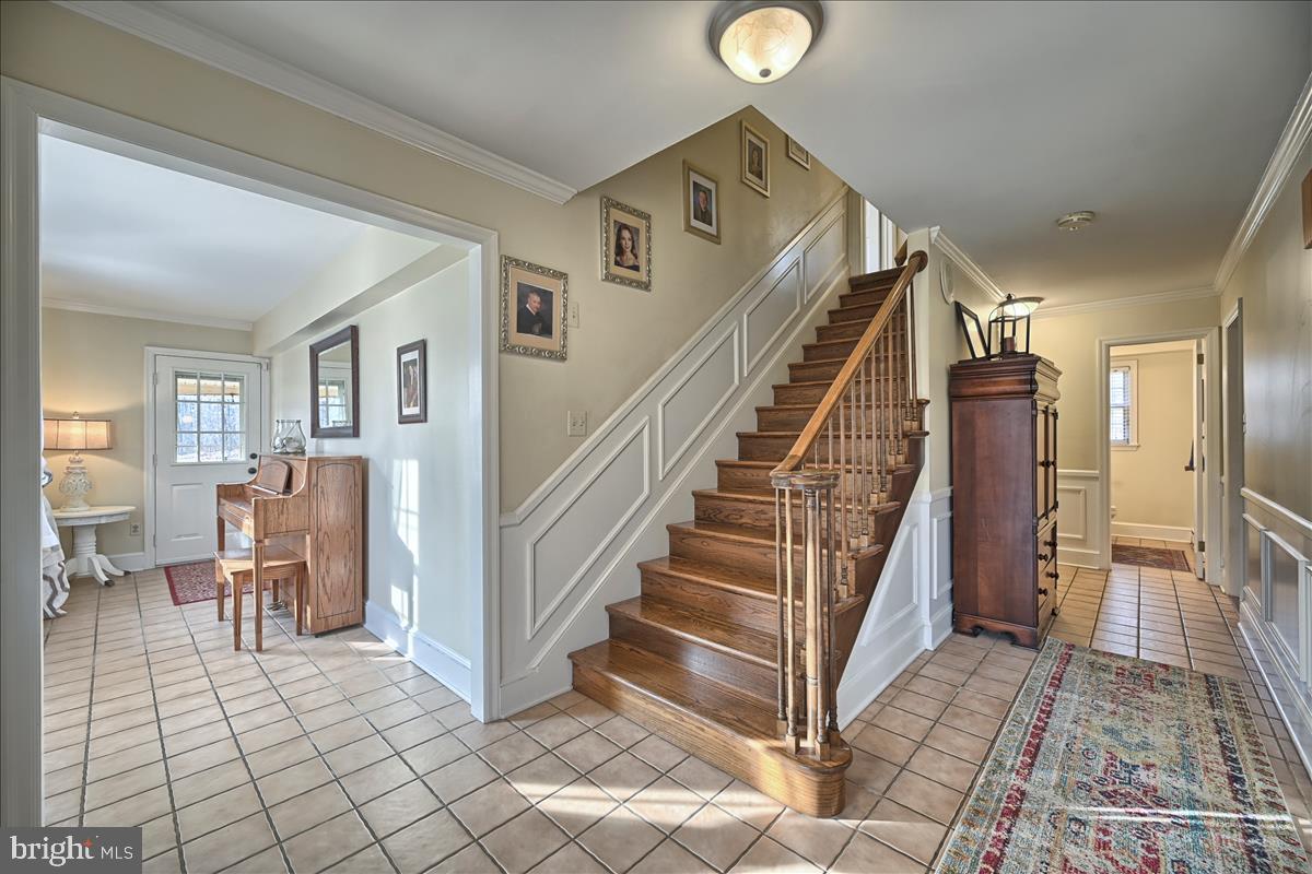 1016 Pheasant Road Harrisburg, PA 17112 - Photo 5 of 74 Gallery Image 5