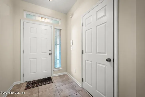 $1,975 | 215 Richmond Drive, St. Johns, FL 32259