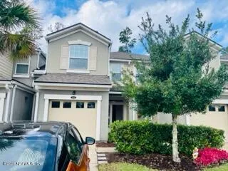 $1,975 | 215 Richmond Drive, St. Johns, FL 32259