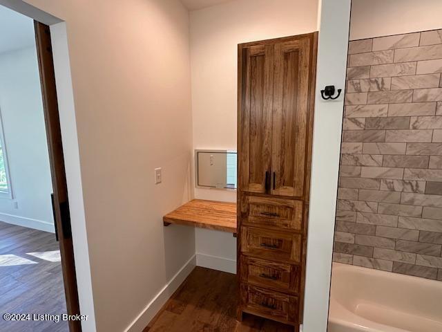 849 Indian Valley Road Falls Of Rough, KY 40119 - Photo 21 of 46 Makeup Vanity