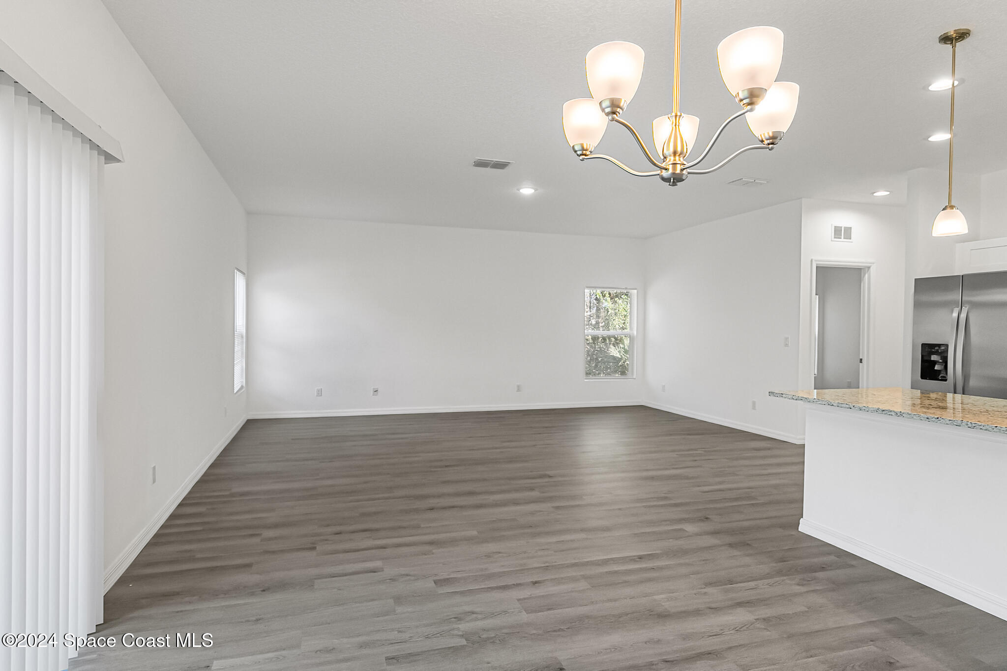 606 Waycross Road Southwest Palm Bay, FL 32908 - Photo 12 of 52 20241218 606 Waycross Rd SW Palm Bay TAR