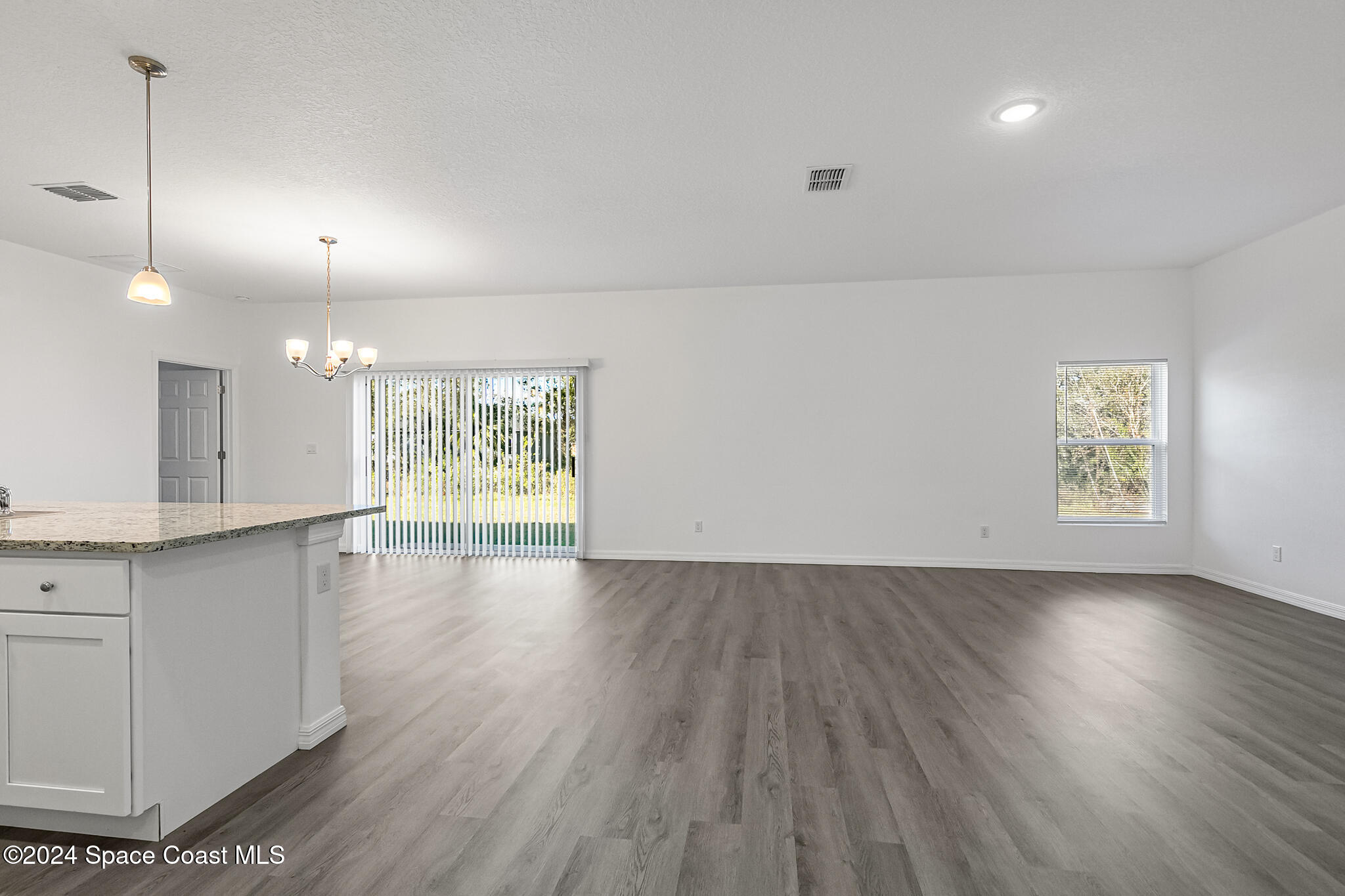 606 Waycross Road Southwest Palm Bay, FL 32908 - Photo 7 of 52 20241218 606 Waycross Rd SW Palm Bay TAR