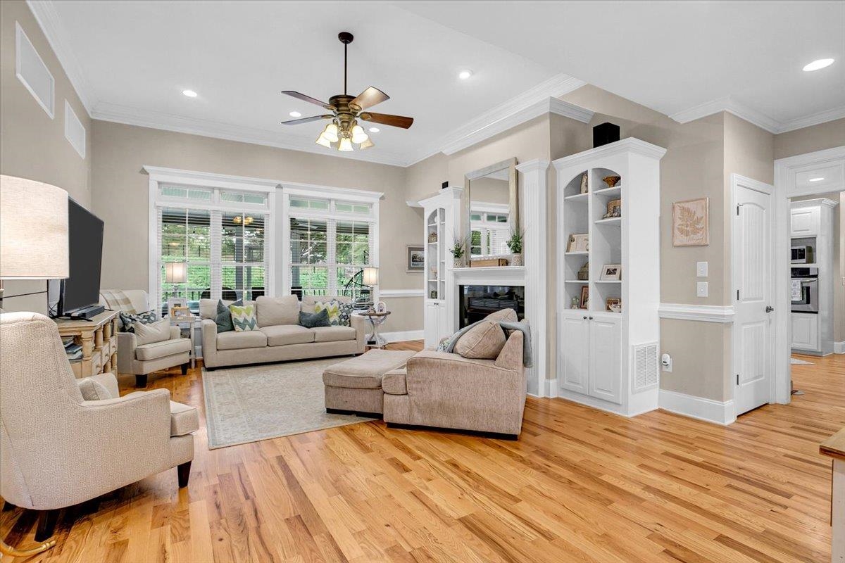 409 Arthurs Court Duncan, SC 29334 - Photo 7 of 50