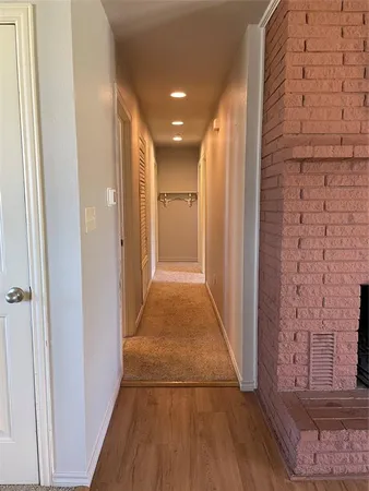 $1,700 | 2105 West Pearl Street, Granbury, TX 76048