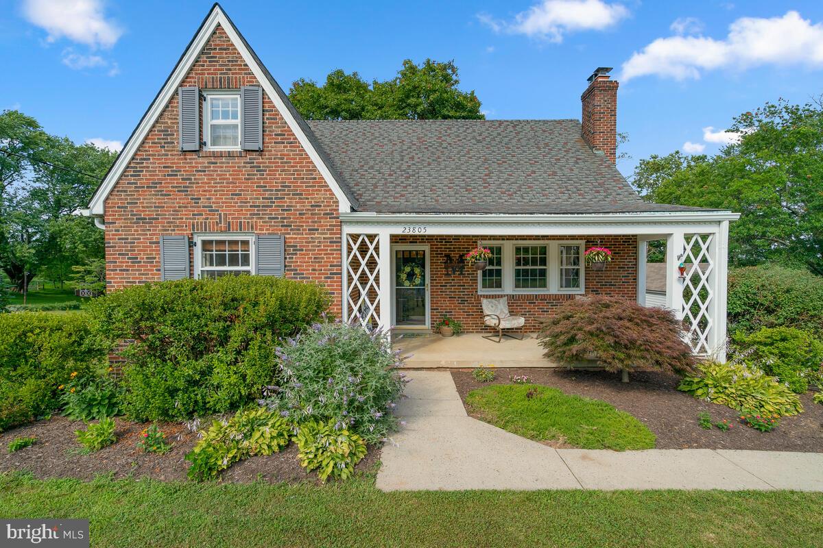 23805 Woodfield Road Gaithersburg, MD 20882 - Photo 1 of 24