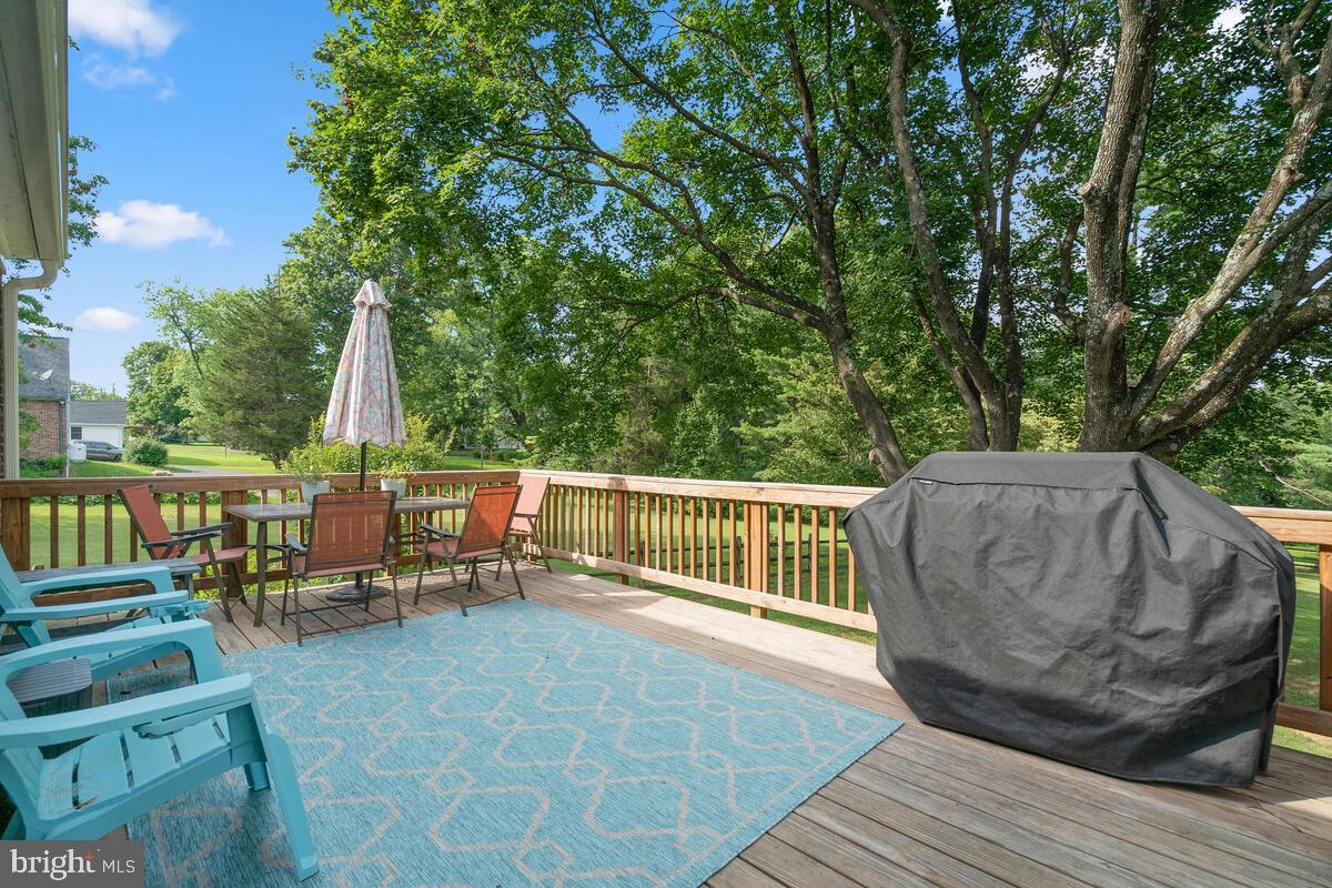 23805 Woodfield Road Gaithersburg, MD 20882 - Photo 21 of 24