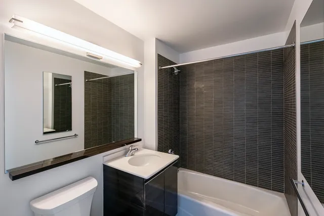 $6,395 | 66 Rockwell Place, Unit 11G | Fort Greene