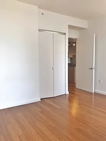 $6,395 | 66 Rockwell Place, Unit 11G | Fort Greene
