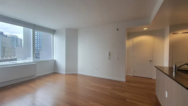 $6,395 | 66 Rockwell Place, Unit 11G | Fort Greene